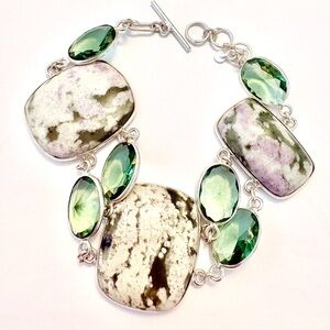 Bezel Peace Jade and Tsavorite bracelet, 925 marked and fits sizes 8–8 1/2–9